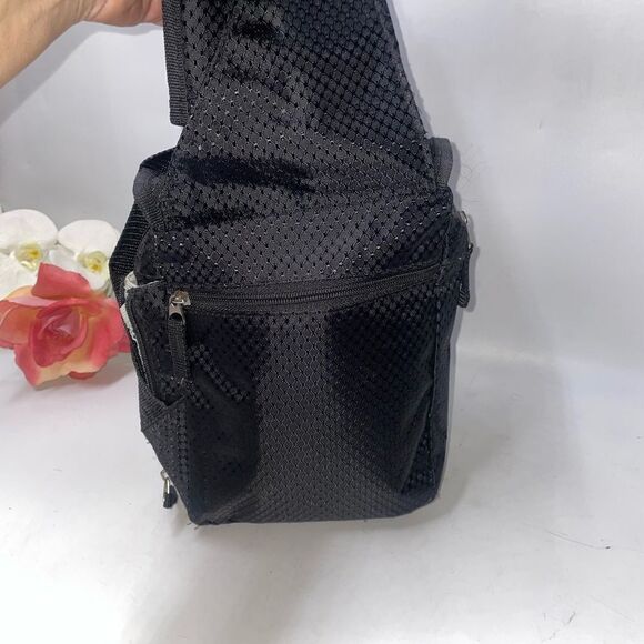 Hey’s Travelmate Nylon Crossbody - Picture 2 of 8